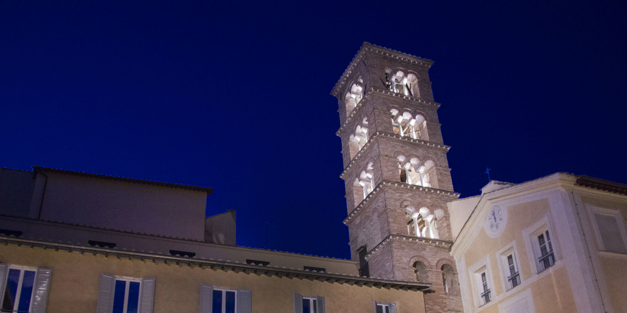 la Torre Campanaria di Vicolo Valdina